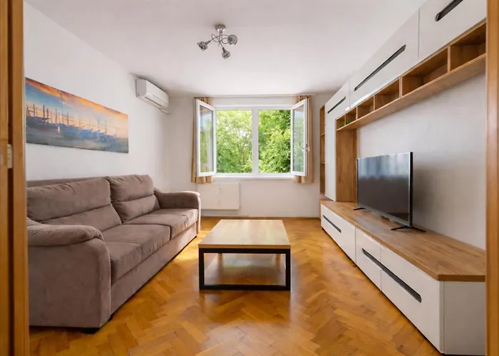 Comfort 14 - Quiet With Free Parking Miskolc